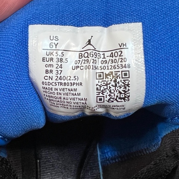 AIR JORDAN 1 SIGNAL BLUE - Picture 15 of 15